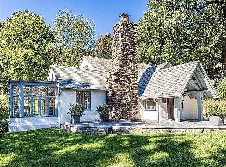 مبنى تجاري للبيع في الخوير، مسقط مبنى تجاري للبيع في الخوير، مسقط