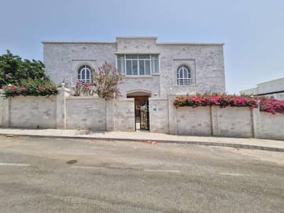 6 Bedroom Villa for Rent in Qurum, Muscat - 6 Bedrooms Villa For Rent in Qurum, Muscat