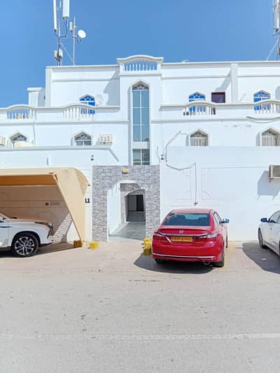 شقة 2 غرفة نوم للايجار في الموالح، مسقط - شقة من غرفتي نوم للإيجار في الموالح مسقط