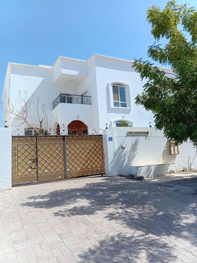 فیلا 5 غرف نوم للايجار في المعبيلة، مسقط - فيلا 5 غرف نوم للإيجار في المعابيل، مسقط