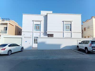 فیلا 4 غرف نوم للايجار في المعبيلة، مسقط - فيلا مكونة من 4 غرف نوم للإيجار في المعبيلة، مسقط