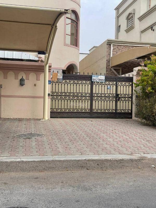 فيلا تضم 6 غرف نوم للإيجار في الخوض، مسقط