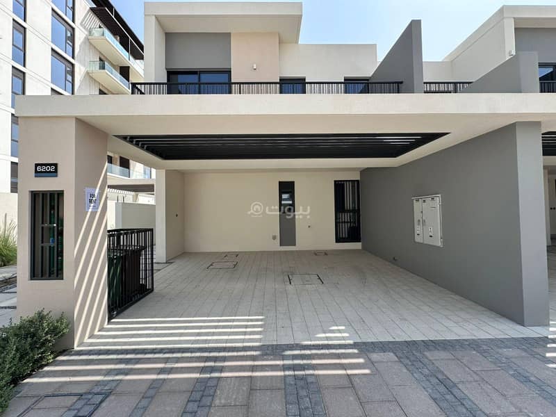 4 Bedrooms Villa For Rent The Wave (Almouj) Muscat