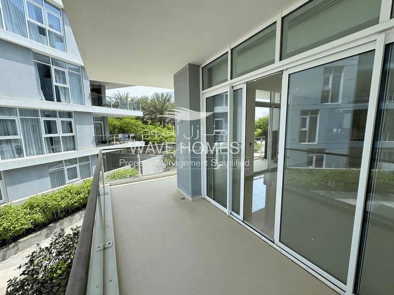 2 Bedrooms Apartment For Sale The Wave (Almouj) Muscat