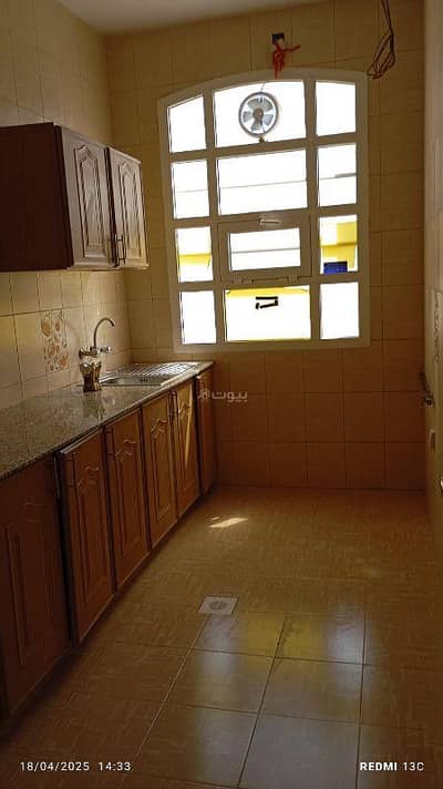 4 Bedroom Apartment for Rent in Al Amarat, Muscat - 4 Bedrooms Apartment For Rent Al Amarat, Muscat