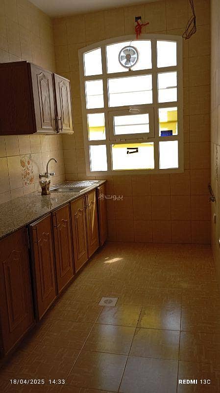 4 Bedrooms Apartment For Rent Al Amarat, Muscat 4 Bedrooms Apartment For Rent Al Amarat, Muscat