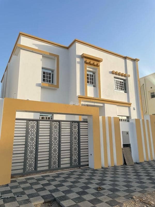 5 Bedrooms Villa For Sale in Al Amarat, Muscat 5 Bedrooms Villa For Sale in Al Amarat, Muscat