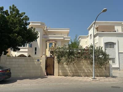 فلیٹ 3 غرف نوم للايجار في الغبرة، مسقط - شقة مكونة من 3 غرف نوم للإيجار في الغبرة، مسقط