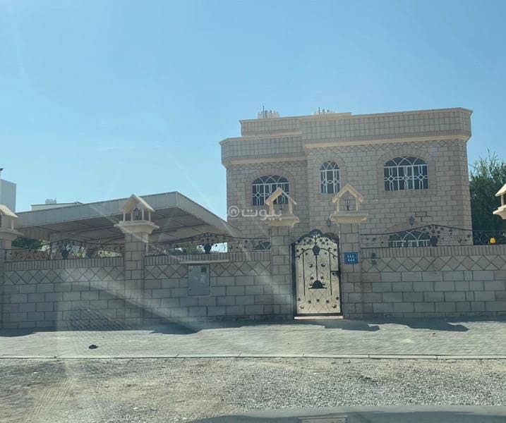 6 Bedrooms Villa For Rent Al Amarat, Muscat