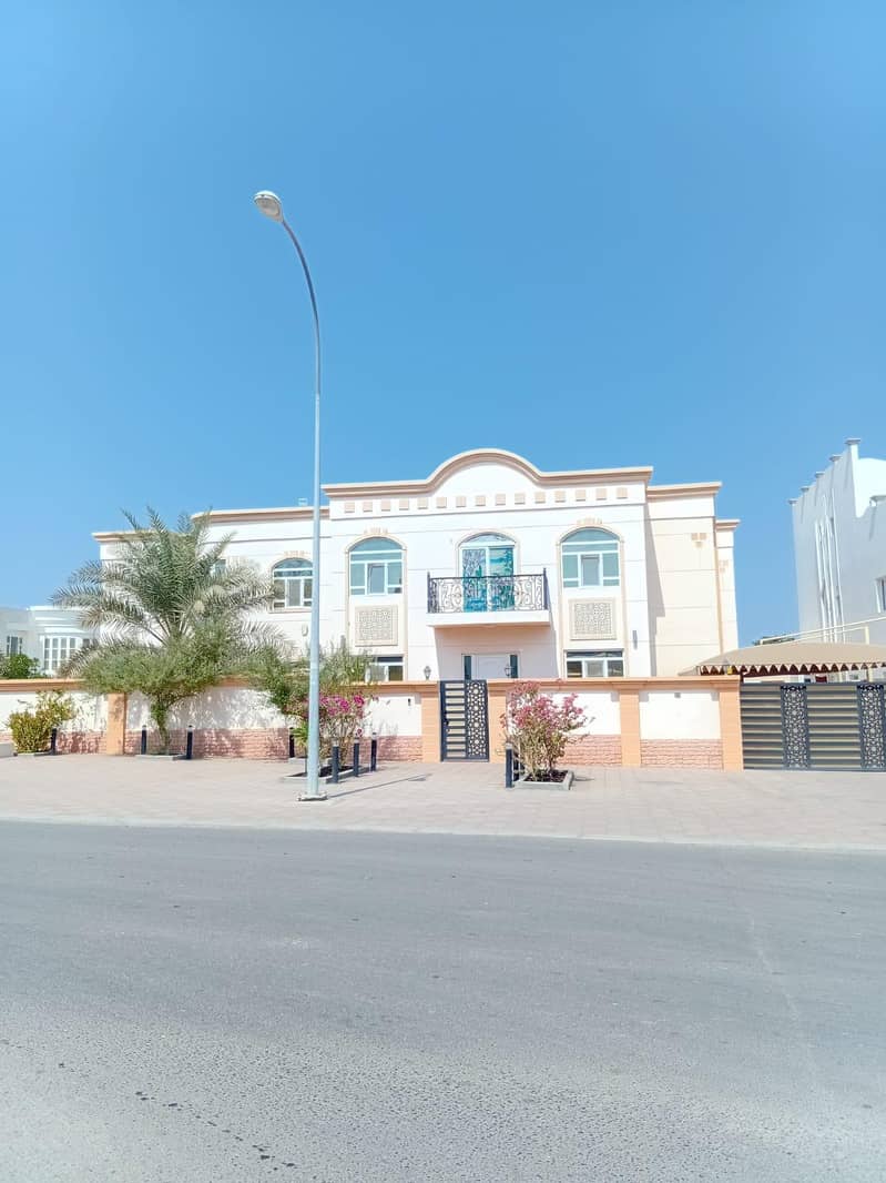 شقة مكونة من غرفتين للإيجار في المعابيل، مسقط شقة مكونة من غرفتين للإيجار في المعابيل، مسقط