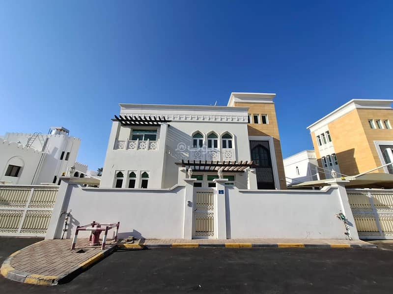 فيلا مكونة من 4 غرف نوم للإيجار في مدينة السلطان قابوس، مسقط