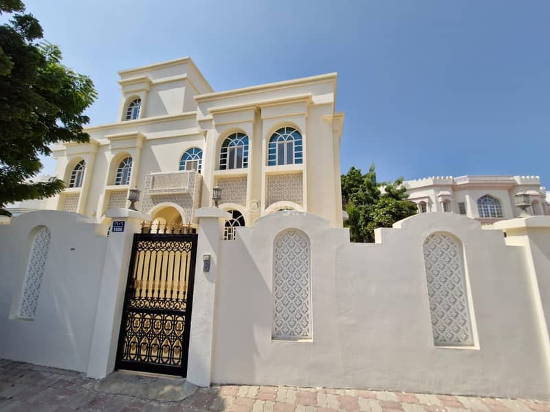 5 Bedrooms Villa For Rent Azaiba, Muscat