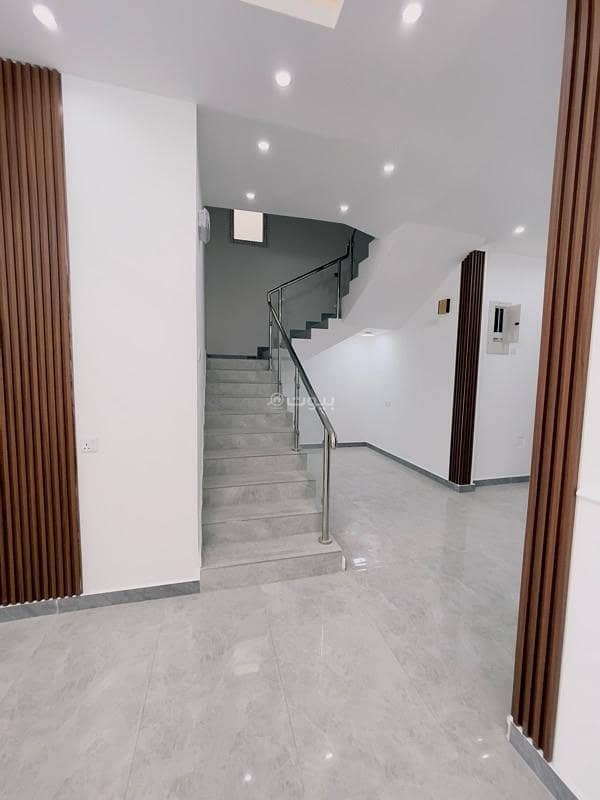 4 Bedrooms Villa For Sale Barka, Al Batinah