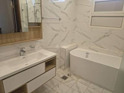 فیلا 4 غرف نوم للايجار في بوشر، مسقط - فيلا مكونة من 4 غرف نوم للإيجار في البوشري، مسقط