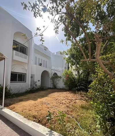 فیلا 4 غرف نوم للايجار في القرم، مسقط - ٤ غرف نوم فيلا للإيجار في القرم، مسقط