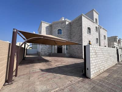 فیلا 3 غرف نوم للايجار في المعبيلة، مسقط - فيلا مكونة من 3 غرف نوم للإيجار في المعبيلة، مسقط