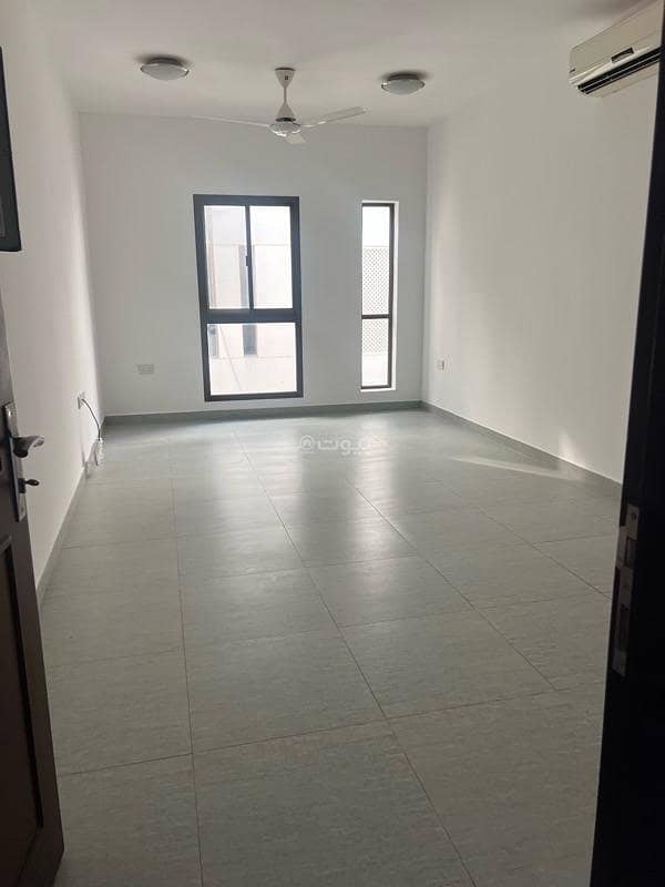 شقة مكونة من غرفتي نوم للإيجار في قورم، مسقط