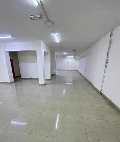 عقارات تجارية اخرى  للايجار في الخوض، مسقط - عقار تجاري للإيجار في الخوض، مسقط