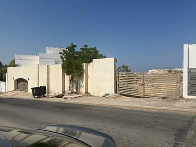 Residential Land for Sale in Qurum, Muscat - Residential Land For Sale in Qurum, Muscat