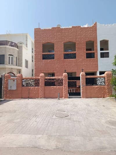 فیلا 9 غرف نوم للايجار في الحيل، مسقط - فيلا تتكون من 9 غرف نوم للإيجار في الهيل، مسقط