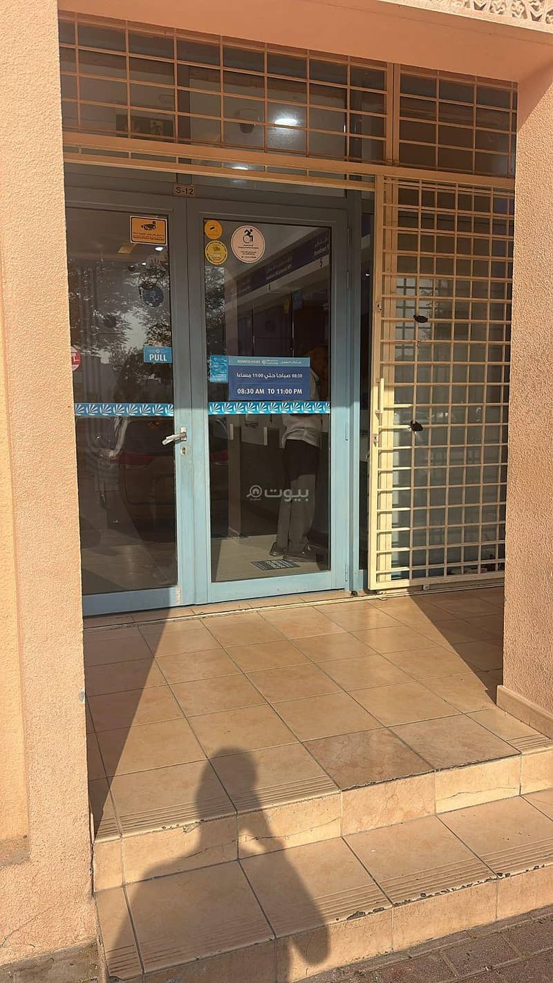 شقة من غرفتين للإيجار في الغبرة، مسقط