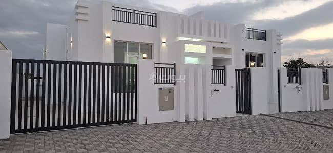 3 Bedroom Villa for Sale in Barka, Al Batinah - 3 Bedrooms Villa For Sale Barka, Al Batinah