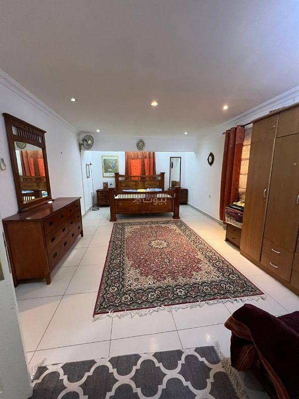 شقة مكونة من غرفتي نوم للإيجار في الخوير، مسقط