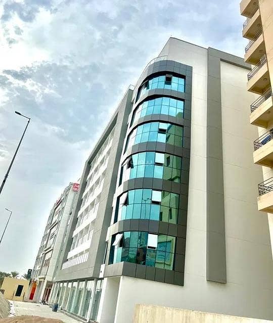 شقة بغرفتي نوم للإيجار في الغبرة مسقط