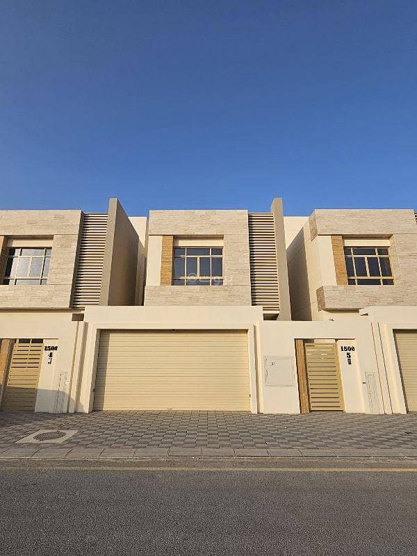 5 Bedrooms Villa For Sale in Al Ghubrah, Muscat