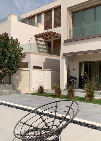 فیلا 4 غرف نوم للبيع في مسقط هيلز، مسقط - فيلا مكونة من 4 غرف نوم للبيع في مسقط هيلز، مسقط