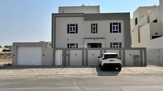 6 Bedroom Villa for Sale in Al Maabilah, Muscat - 6 Bedrooms Villa For Sale in Al Maabilah, Muscat