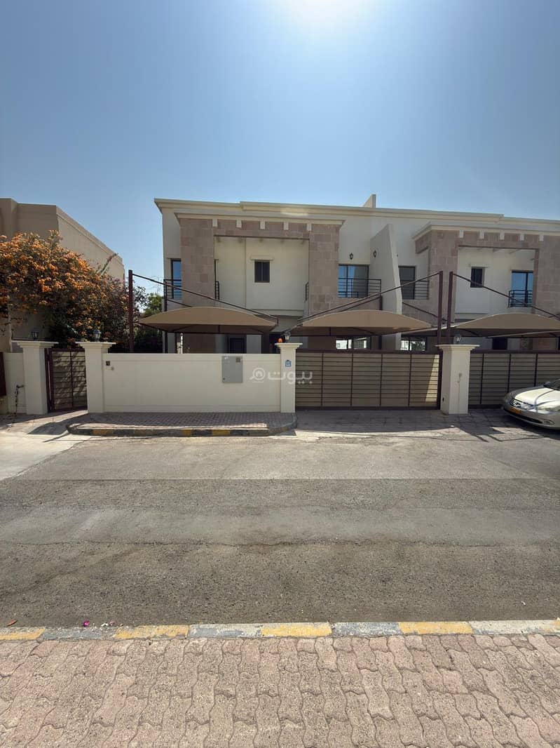 فيلا 5 غرف نوم للايجار في قورم، مسقط