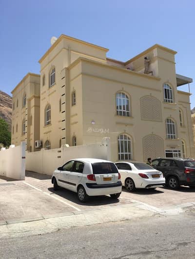 Commercial Building for Sale in Ruwi, Muscat - Commercial Building For Sale in Ruwi, Muscat