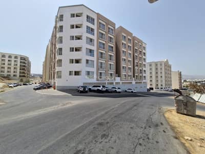 فلیٹ 3 غرف نوم للايجار في القرم، مسقط - شقة 3 غرف نوم للإيجار في القرم، مسقط