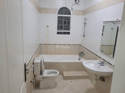 شقة 2 غرفة نوم للايجار في وادي الكبير، مسقط - شقة بـ 2 غرف نوم للإيجار في الوادي الكبير، مسقط