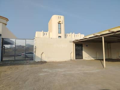 7 Bedroom Villa for Sale in Sohar, Al Batinah - 7 Bedroom Villa For Sale in Sohar, Al Batinah