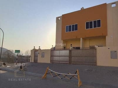 فیلا 5 غرف نوم للايجار في القرم، مسقط - فيلا 5 غرف نوم للإيجار في قوروم، مسقط