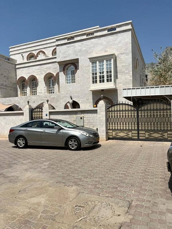 فيلا مكونة من 4 غرف نوم للإيجار في القرية، مسقط فيلا مكونة من 4 غرف نوم للإيجار في القرية، مسقط