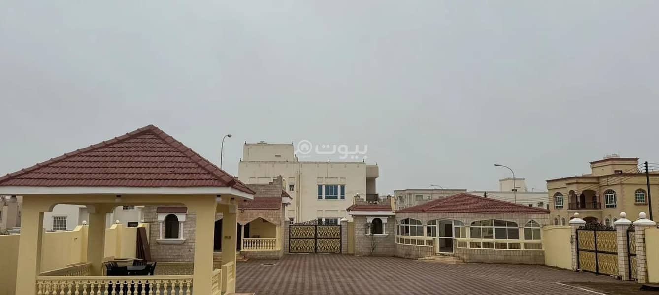 4 Bedrooms Villa For Rent in Salalah, Dhofar