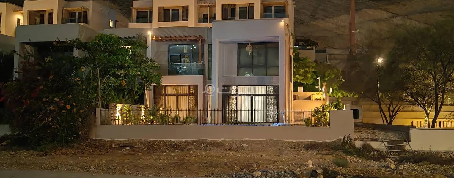 4 Bedrooms Villa For Sale in Qantab, Muscat