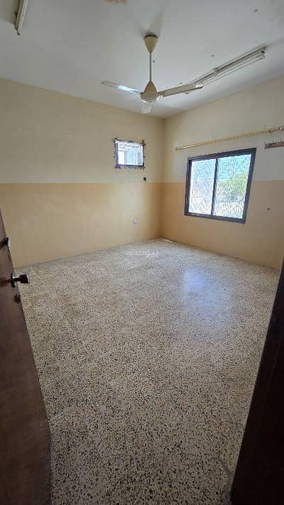 3 Bedroom Apartment for Rent in Barka, Al Batinah - 3 Bedrooms Apartment For Rent Barka, Al Batinah