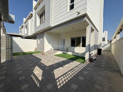 فیلا 5 غرف نوم للايجار في الخوض، مسقط - فيلا 5 غرف نوم للإيجار في الخوض، مسقط