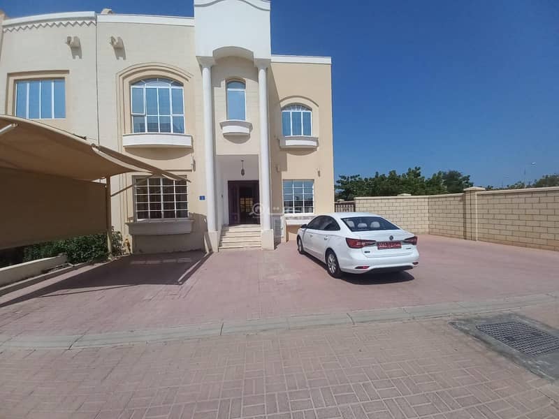 فيلا مكونة من 4 غرف نوم للإيجار في المواله، مسقط فيلا مكونة من 4 غرف نوم للإيجار في المواله، مسقط