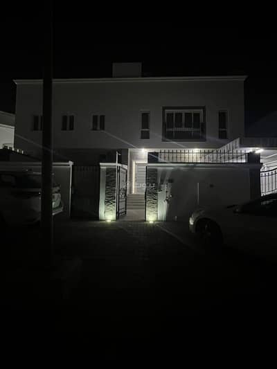 فیلا 5 غرف نوم للايجار في الخوض، مسقط - فيلا مكونة من 5 غرف نوم للإيجار في الخوض، مسقط
