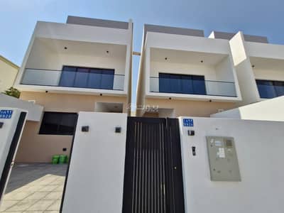 فیلا 4 غرف نوم للايجار في الخوض، مسقط - فيلا مكونة من 4 غرف نوم للإيجار في الكهود، مسقط