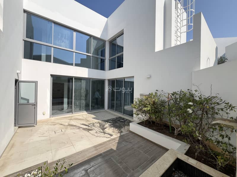 3 Bedrooms Villa For Rent The Wave (Almouj) Muscat