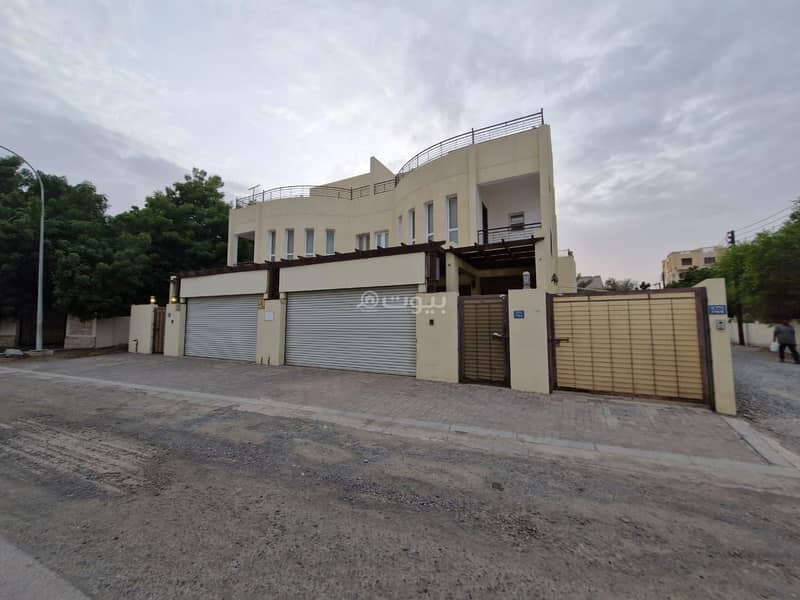 فيلا مكونة من 4 غرف نوم للإيجار في الهيال، مسقط