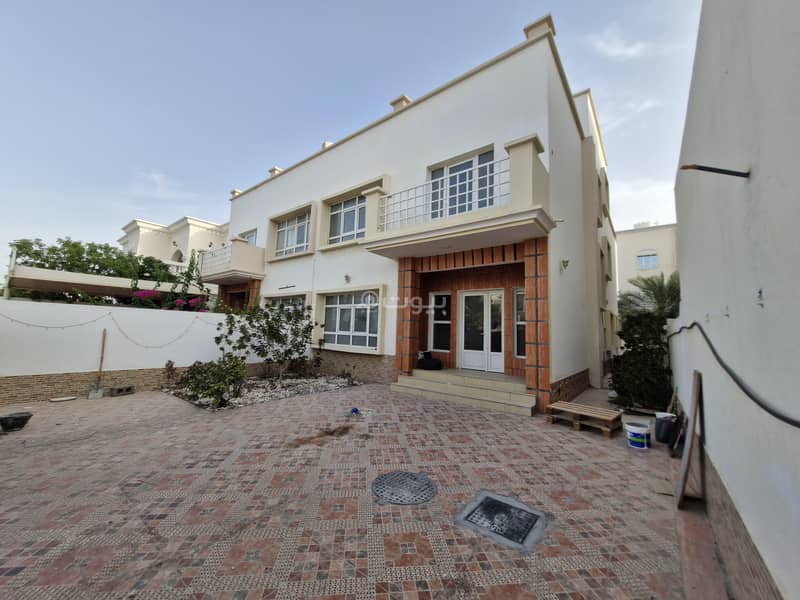 ٥ غرف نوم فيلا للإيجار في الهايل، مسقط ٥ غرف نوم فيلا للإيجار في الهايل، مسقط