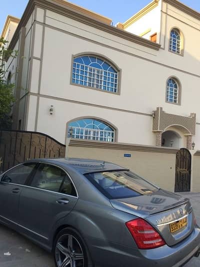 فلیٹ 4 غرف نوم للايجار في الأنصب، مسقط - شقة 4 غرف نوم للإيجار في أنساب، مسقط