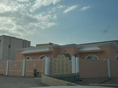 فیلا 5 غرف نوم للايجار في صحار، الباطنة - فيلا مكونة من 5 غرف نوم للايجار في صحار، الباطنة